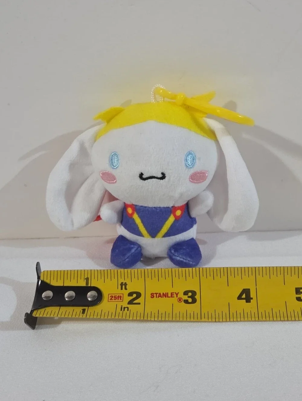 Cinnamoroll hero outfit plushie keychain